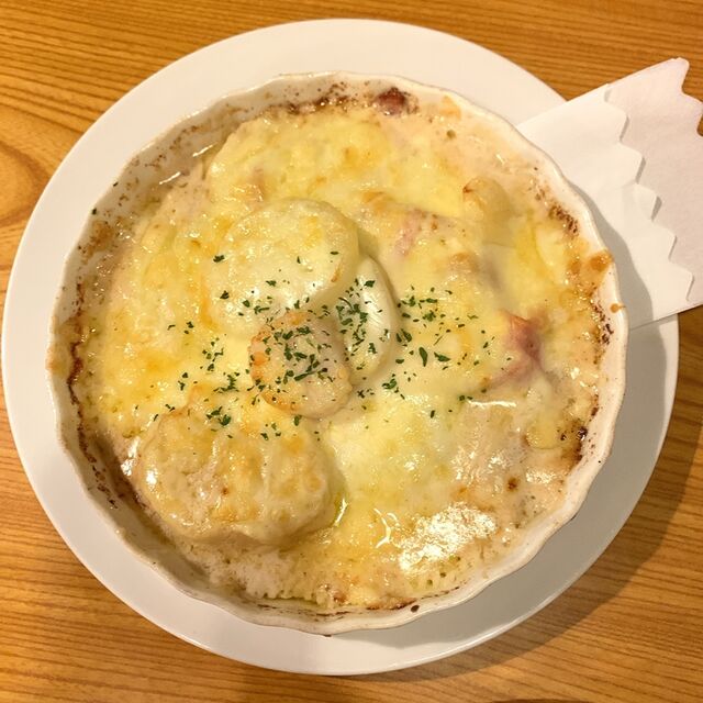 自家製ドレッシングやワインをご提供